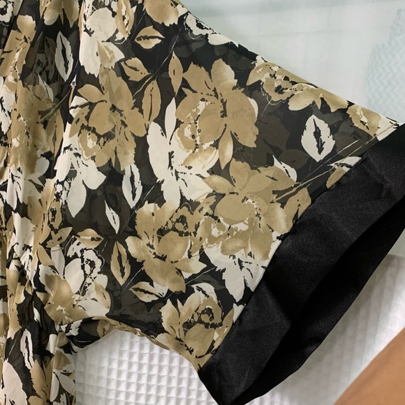 Duo Maternity - Kimono Top - Picture 5 of 9